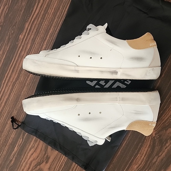 Distressed Dirty Scuffed White Leather Star Sneakers 42 10 Womens Gray Laces - Picture 7 of 17